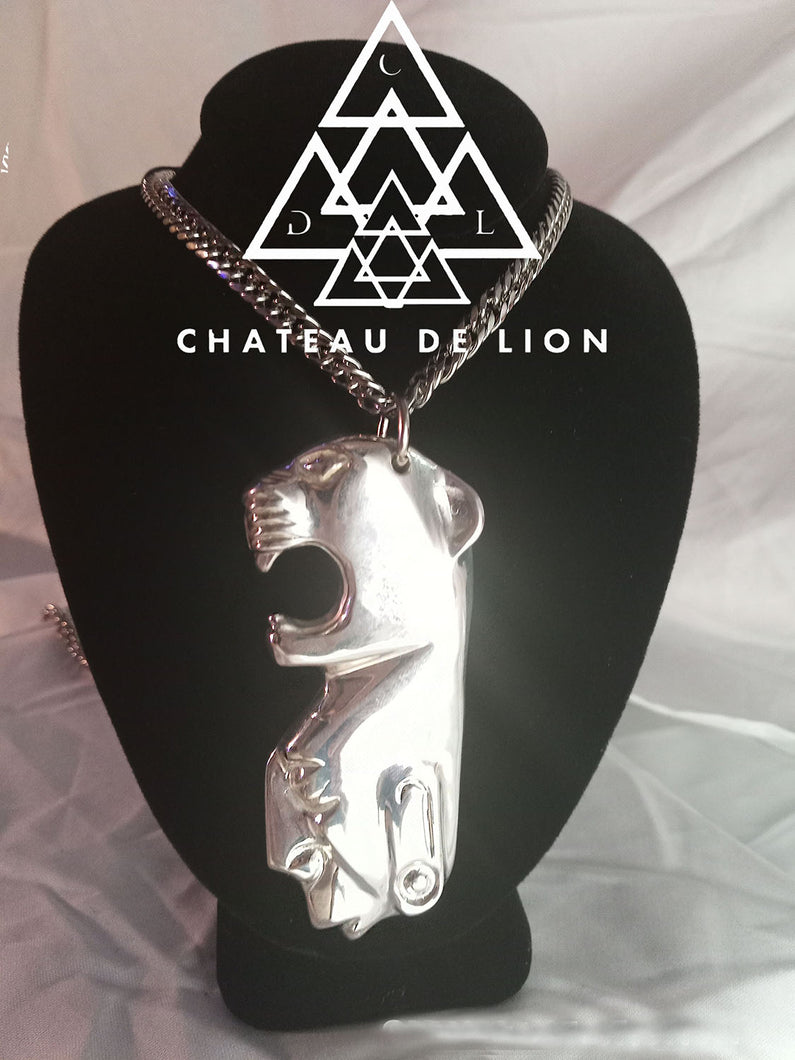 sterling silver jaguar shaman pendant necklace made by chateau de lion front view.   cdl-neck-jgr-pnd-01