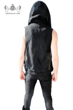 the road warrior hooded vest made of fine medium weight itaian cotton and lamb skin  mady by chateau de lion cdl-hd-vst-rwr-01.   back view