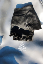 recalimed leather gold spiked half gloves made by chateau de lion.   cdl-lthr-spk-glvs-01